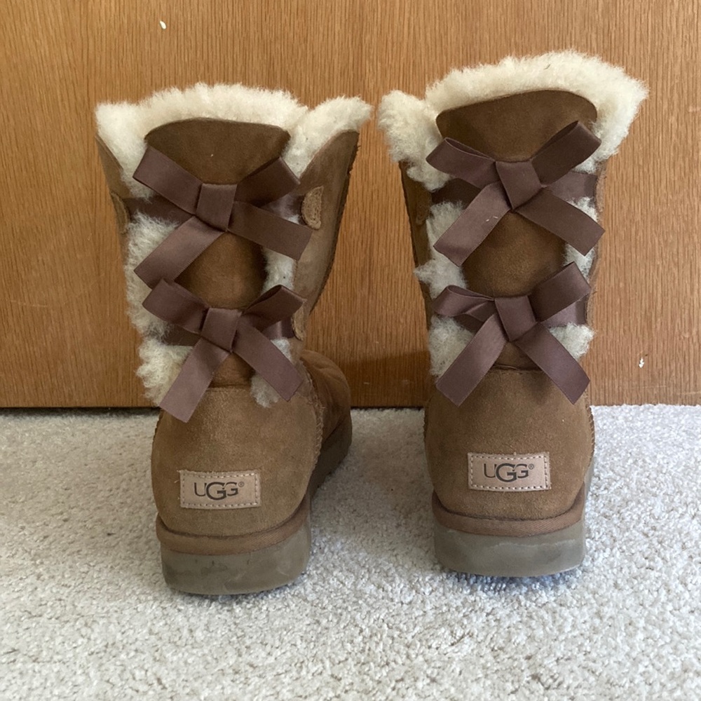 UGG Bailey Bow II